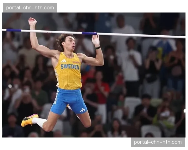 世界田径室内锦标赛:杜普兰蒂斯刷新男子撑杆跳世界纪录 世界田径室内锦标赛:杜普兰蒂斯刷新男子撑杆跳世界纪录